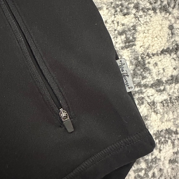 Ava Therese Scrub Jacket - Picture 4 of 5